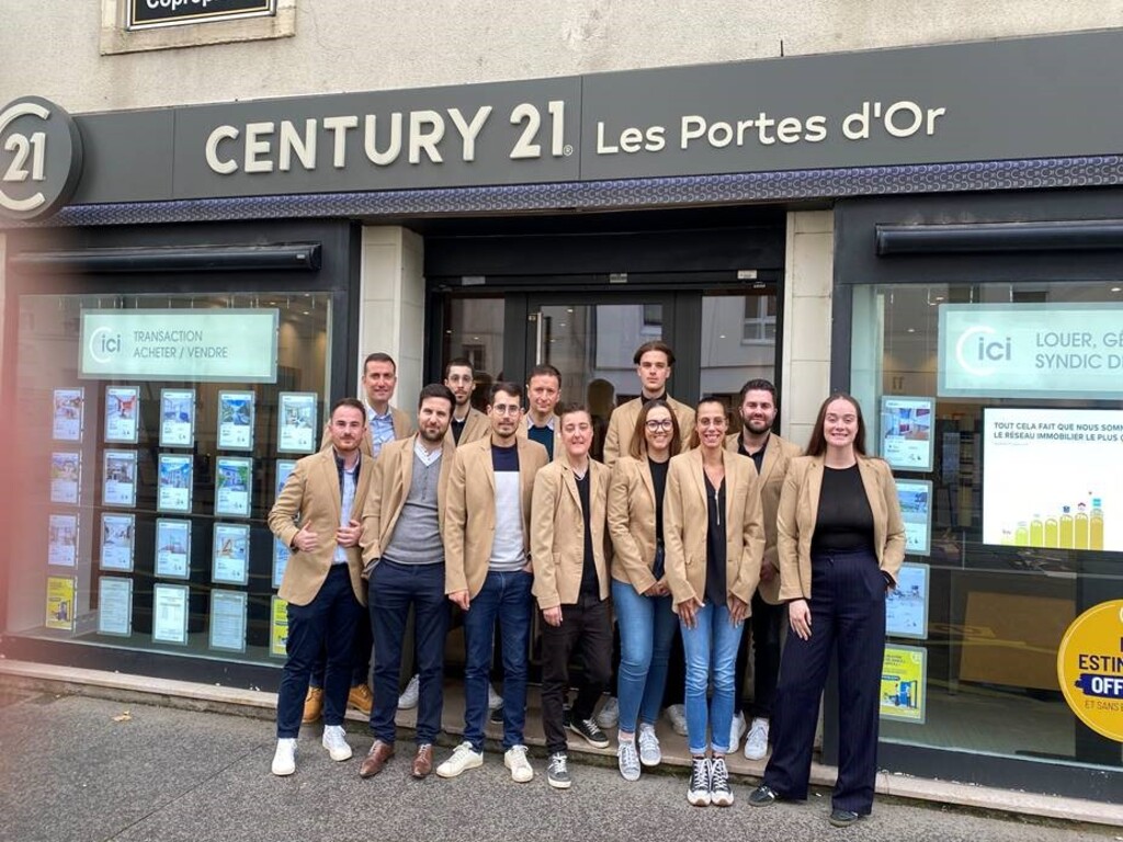 l'équipe de l'agence Les Portes d'Or